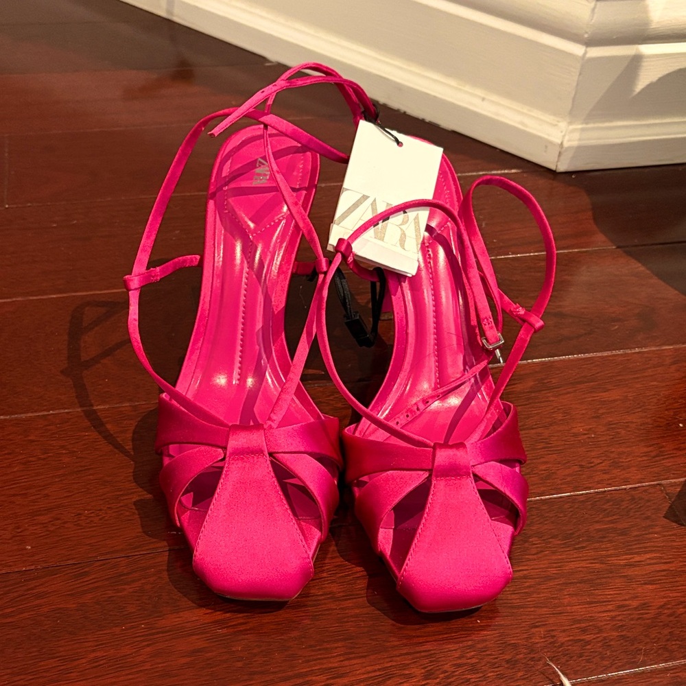 NEW with tags - Zara Fuchsia Strappy Heels